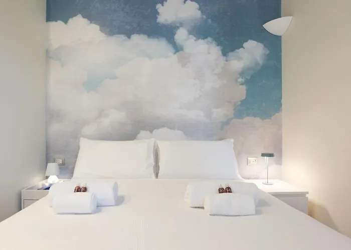 Hacca Collection - Bocconi Blue House
