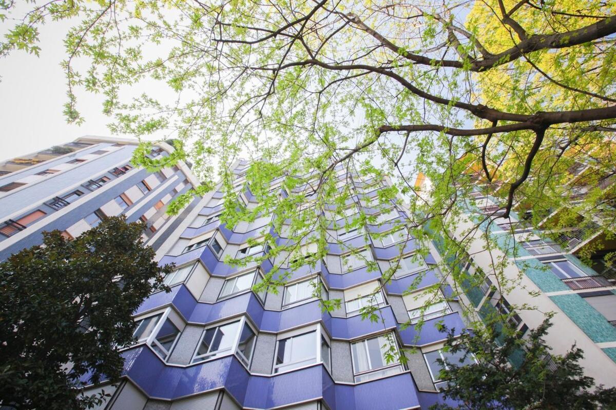 Hacca Collection - Bocconi Blue House